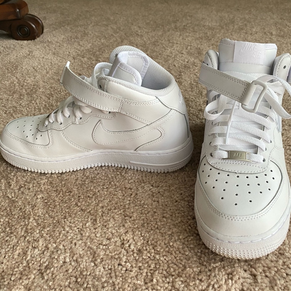 Women’s Nike Air Force 1 High Tops
